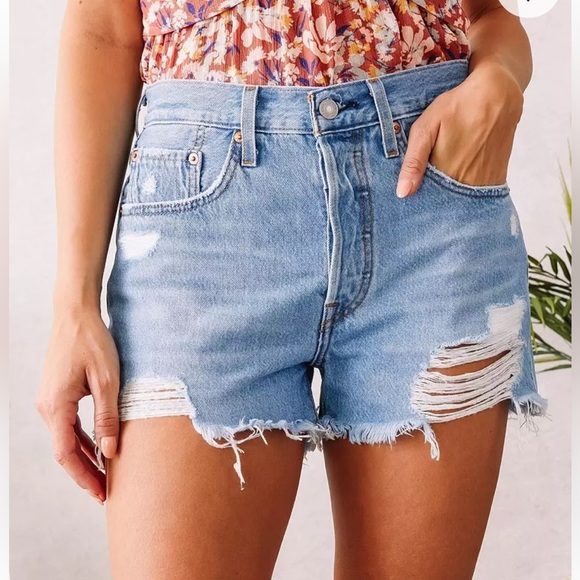 Sold - Picture 5 of 15